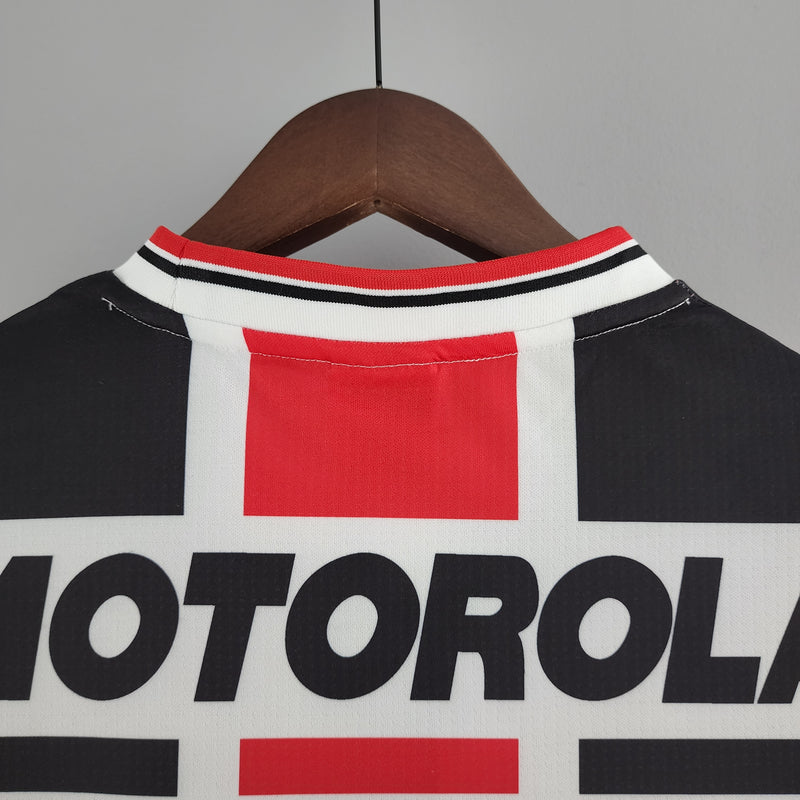 Camisa do São Paulo retrô ano 2000